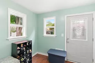 11 Allen St, Newburyport, MA 01950 - Photo 18