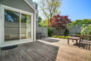 22 Floret Cir, Hingham, MA 02043 - Photo 8