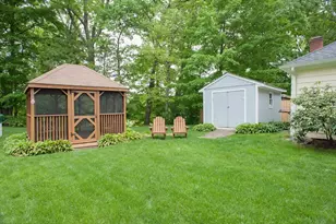 172 Sutton St, Northbridge, MA 01534 - Photo 6