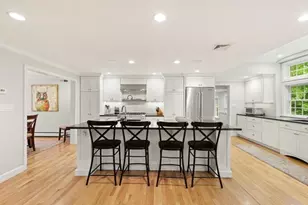 105 Thornberry Rd, Winchester, MA 01890 - Photo 6