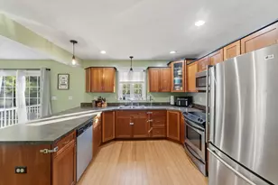23 Yale St, Uxbridge, MA 01569 - Photo 16
