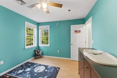 23 Yale St #23, Uxbridge, MA 01569 - Photo 32