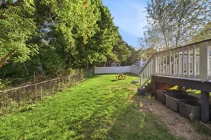 23 Yale St, Uxbridge, MA 01569 - Photo 36