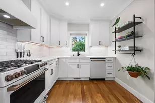 63 Florence St, Melrose, MA 02176 - Photo 10