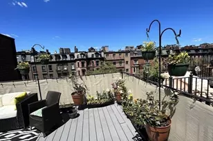247 Beacon, Boston, MA 02116 - Photo 10