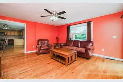 160 Willis, Seekonk, MA 02771 - Photo 20