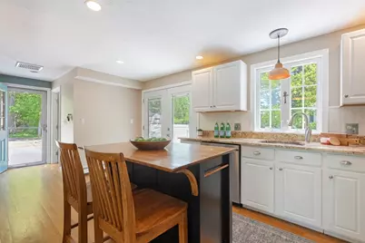 169 Brook St, Franklin, MA 02038 - Photo 4