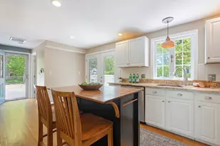 169 Brook St, Franklin, MA 02038 - Photo 4
