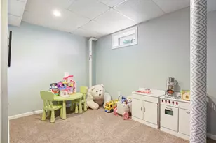 169 Brook St, Franklin, MA 02038 - Photo 32