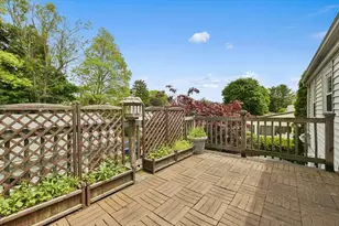 35 Alandale Pkwy, Norwood, MA 02062 - Photo 18