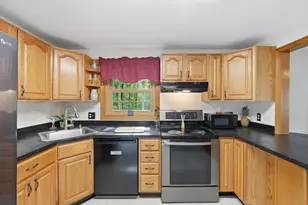 28 Camile Rd, Webster, MA 01570 - Photo 8