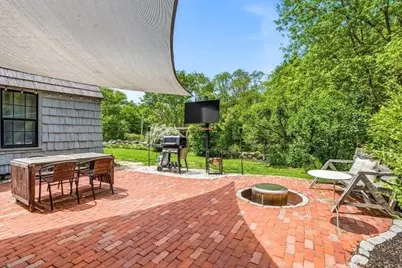 52 Elm St, Upton, MA 01568 - Photo 32