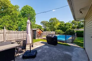 8 Horseshoe Dr, Auburn, MA 01501 - Photo 24