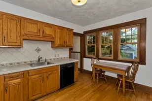 33 Highland St, Longmeadow, MA 01106 - Photo 12