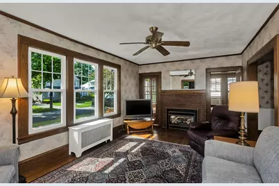 33 Highland St, Longmeadow, MA 01106 - Photo 4