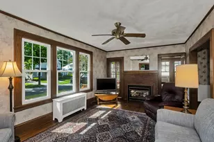 33 Highland St, Longmeadow, MA 01106 - Photo 4