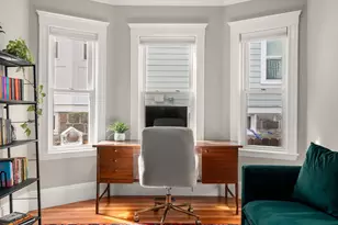 73 Bradfield Ave, Boston, MA 02131 - Photo 10