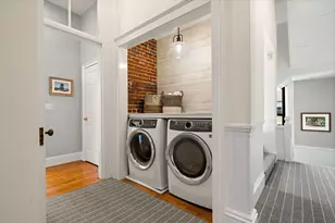 44 Pleasant St, Marblehead, MA 01945 - Photo 22