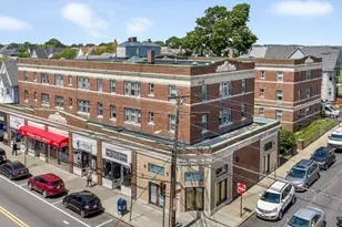 8 Walnut St, Everett, MA 02149 - Photo 4