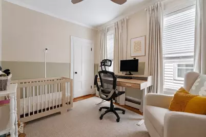 639 E 7th St. #3, Boston, MA 02127 - Photo 18