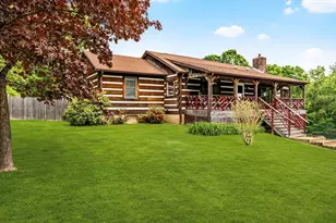 22 Lyon Hill Rd, Chester, MA 01011 - Photo 1