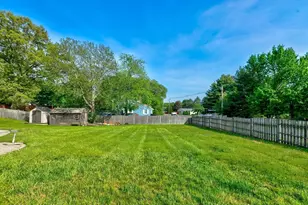 2 Herrick Rd, Peabody, MA 01960 - Photo 36