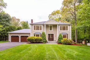 4 Pheasant Hill Rd, Hopkinton, MA 01748 - Photo 2