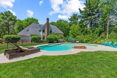 11 Windsor Dr, Foxboro, MA 02035 - Photo 12