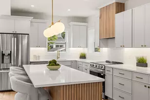 33 Blaine St, Malden, MA 02148 - Photo 6