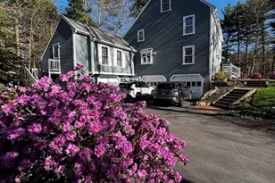 142 Baker St, Walpole, MA 02081 - Photo 4