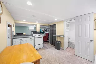 9 Hart St, Wakefield, MA 01880 - Photo 22