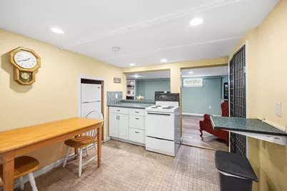 9 Hart Street, Wakefield, MA 01880 - Photo 20