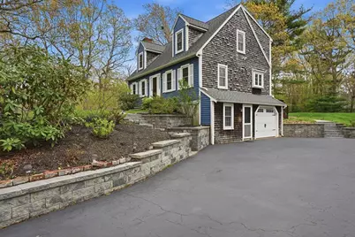 62 Donna Dr, Plymouth, MA 02360 - Photo 2