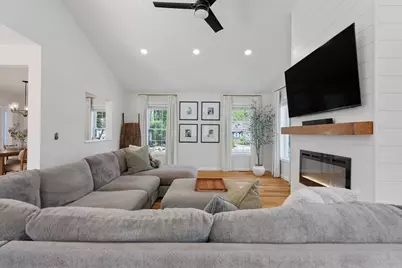 185 Mattapoisett Road, Acushnet, MA 02743 - Photo 20