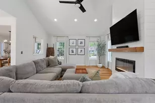 185 Mattapoisett Rd, Acushnet, MA 02743 - Photo 20