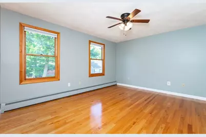 63 Bow St, Saugus, MA 01906 - Photo 20