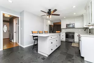 63 Bow St, Saugus, MA 01906 - Photo 4