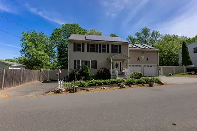 63 Bow St, Saugus, MA 01906 - Photo 1