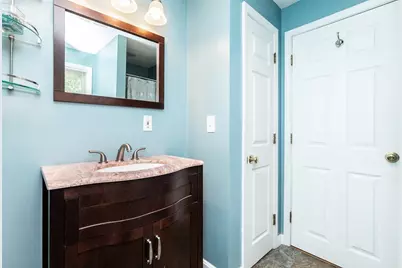 63 Bow St, Saugus, MA 01906 - Photo 24