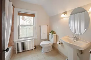 48 Hawthorn St, Cambridge, MA 02138 - Photo 14