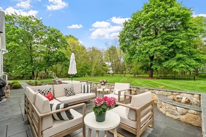 653 Main St, Concord, MA 01742 - Photo 2