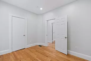 35 Newport St, Boston, MA 02125 - Photo 14