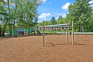 1510 Skyline Dr, Lowell, MA 01854 - Photo 18