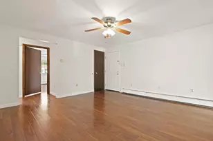 1510 Skyline Dr, Lowell, MA 01854 - Photo 4