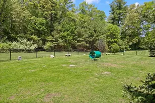 1510 Skyline Dr, Lowell, MA 01854 - Photo 16
