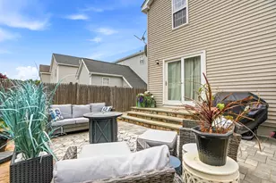 86 Violetwood Cir, Marlborough, MA 01752 - Photo 4