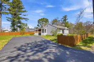 196 Plymouth Ave, Wareham, MA 02538 - Photo 4