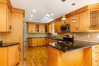 31 Starling Way, Leominster, MA 01453 - Photo 2