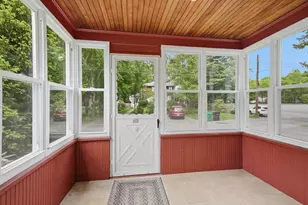 7 Linden St, Ashland, MA 01721 - Photo 4