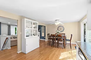 26 Fleetwood Dr, Norfolk, MA 02056 - Photo 10